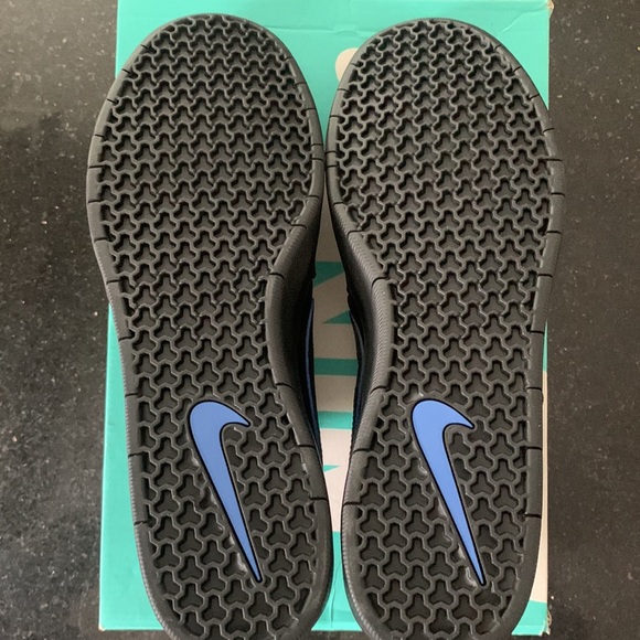 NIKE SB TEAM CLASSIC DEADSTOCK 2019 - Picture 10 of 11